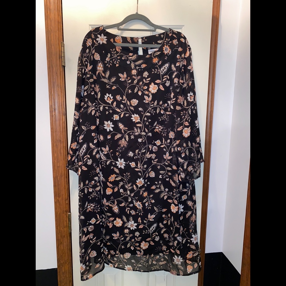Black Floral Avenue Dress